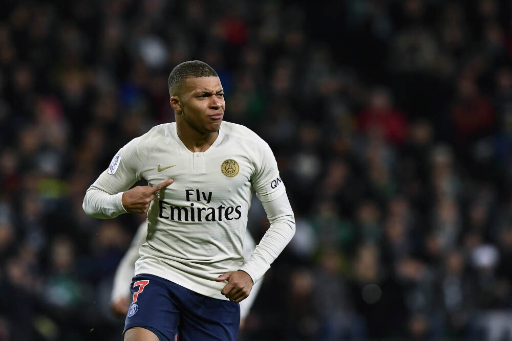 我国海拔最高百万千瓦级光伏电站投产  参与构建全球最大水光互补项目群